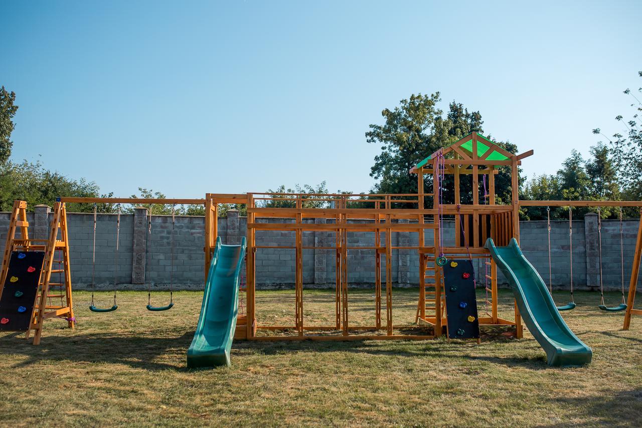 Fermerska Hata Dubno Exterior foto